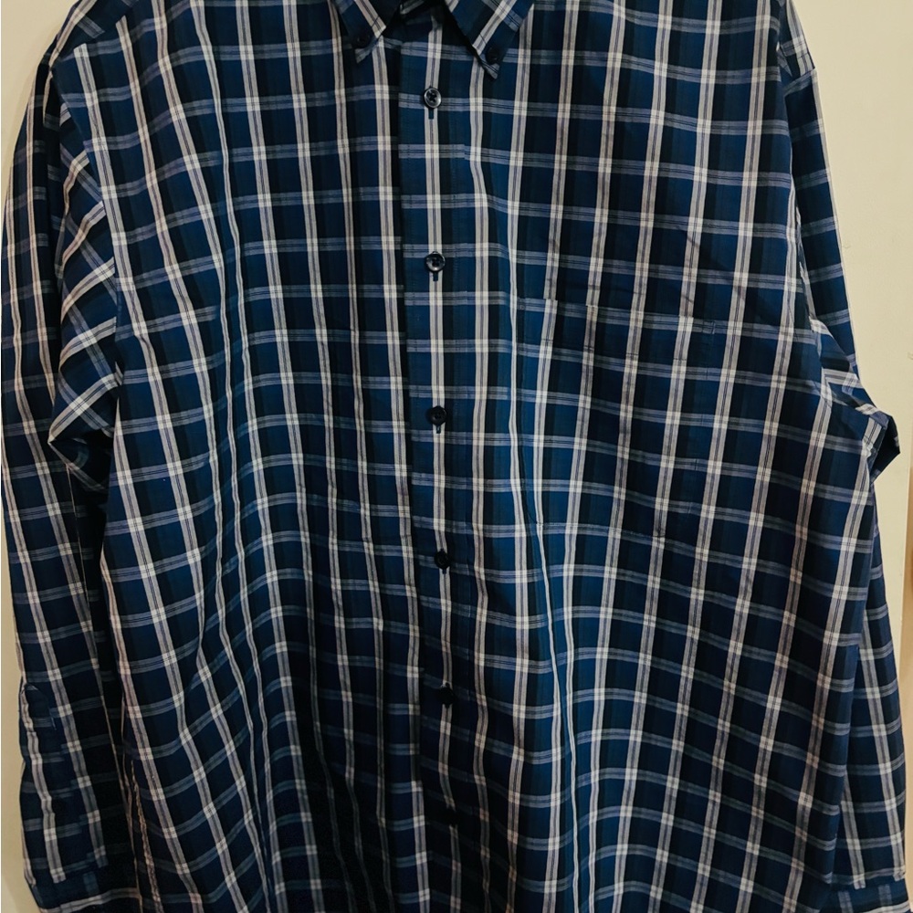 Roundtree & Yorke Navy and White Checkered Shirt